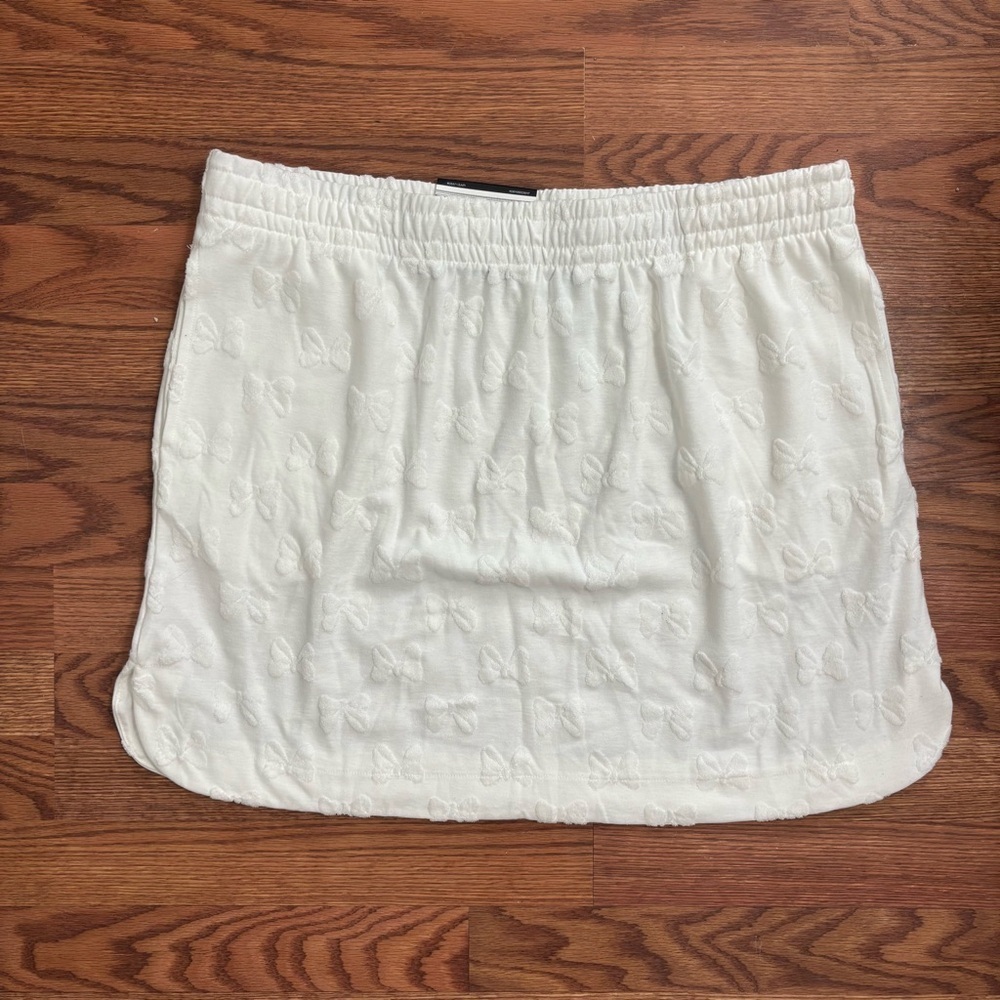 NWT Disney Minnie Mouse terrycloth skirt